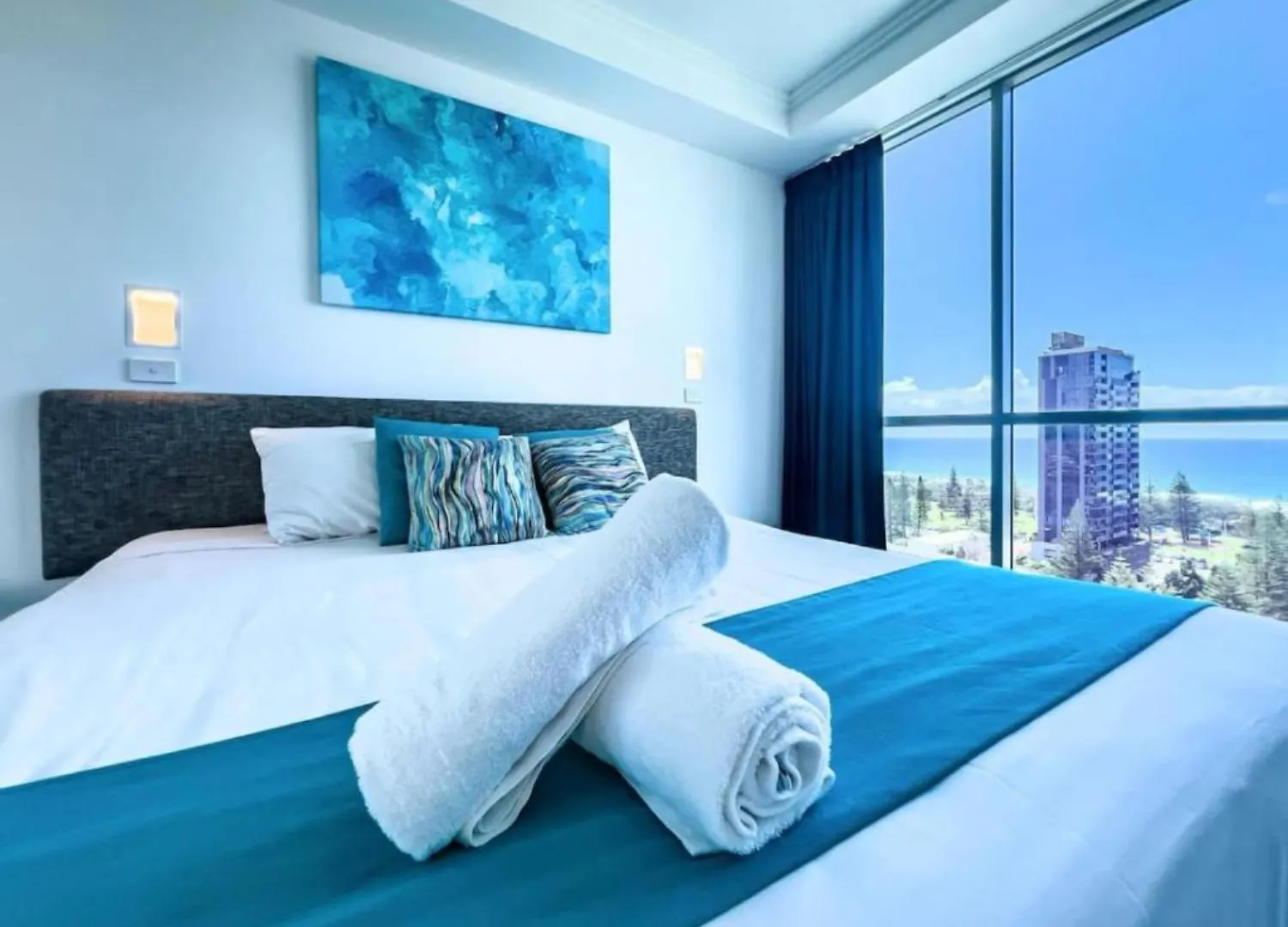 Ocean Whisper Broadbeach Gold Coast Apartment