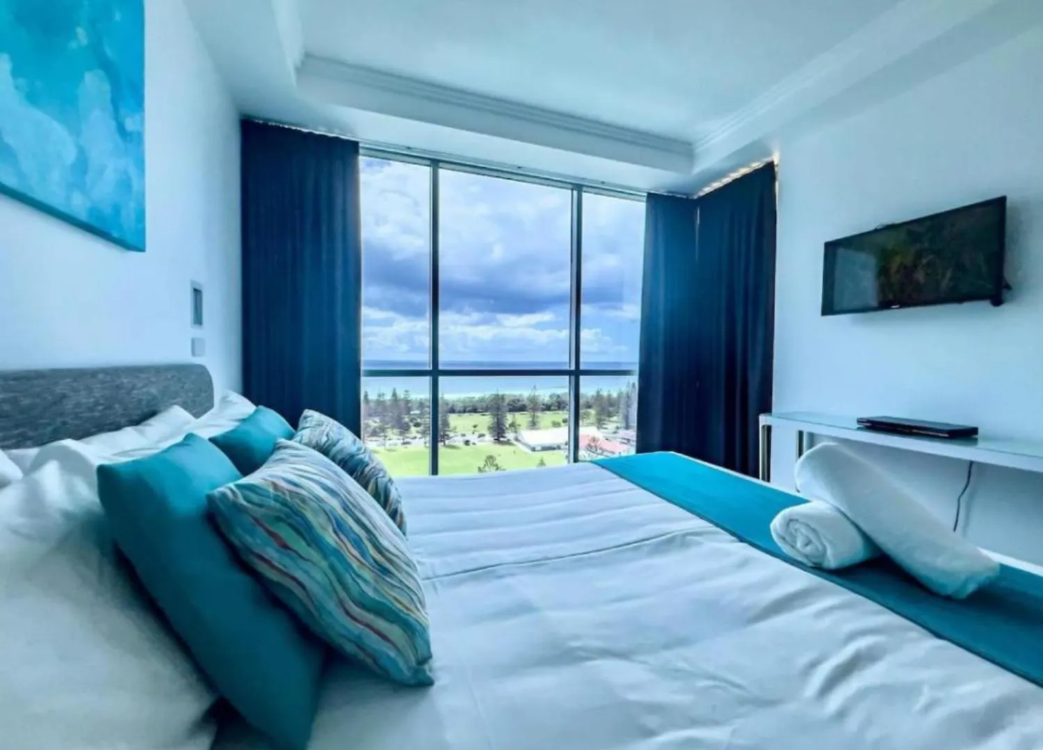 Ocean Whisper Broadbeach Gold Coast Australia