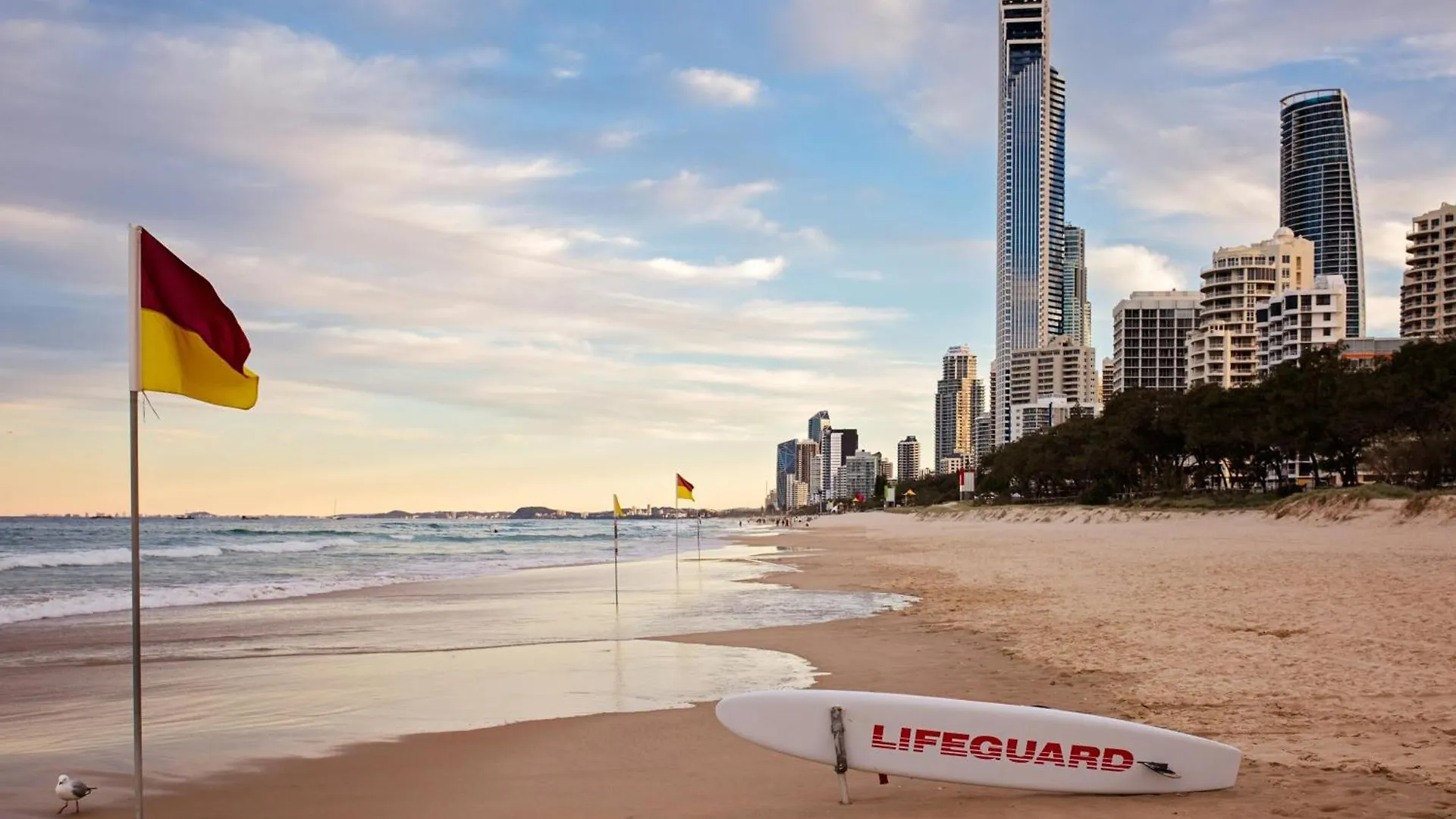 Apartment Ocean Whisper Broadbeach Gold Coast